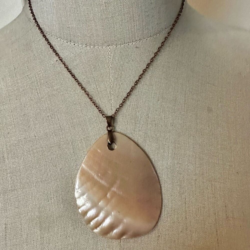 Abalone teardrop pendant necklace